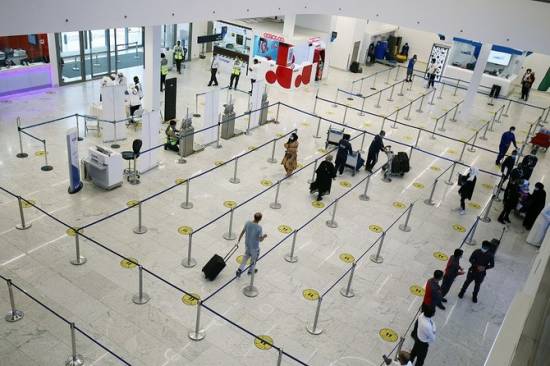 Kuwait eases COVID-19 quarantine restrictions for travelers