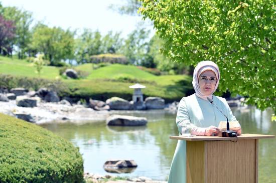 Turkish first lady Erdoğan leads newly released environmentalist book