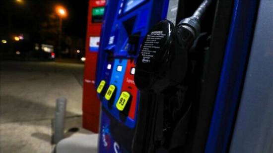 US gasoline prices retreat below $5 after crude oil dives 6%